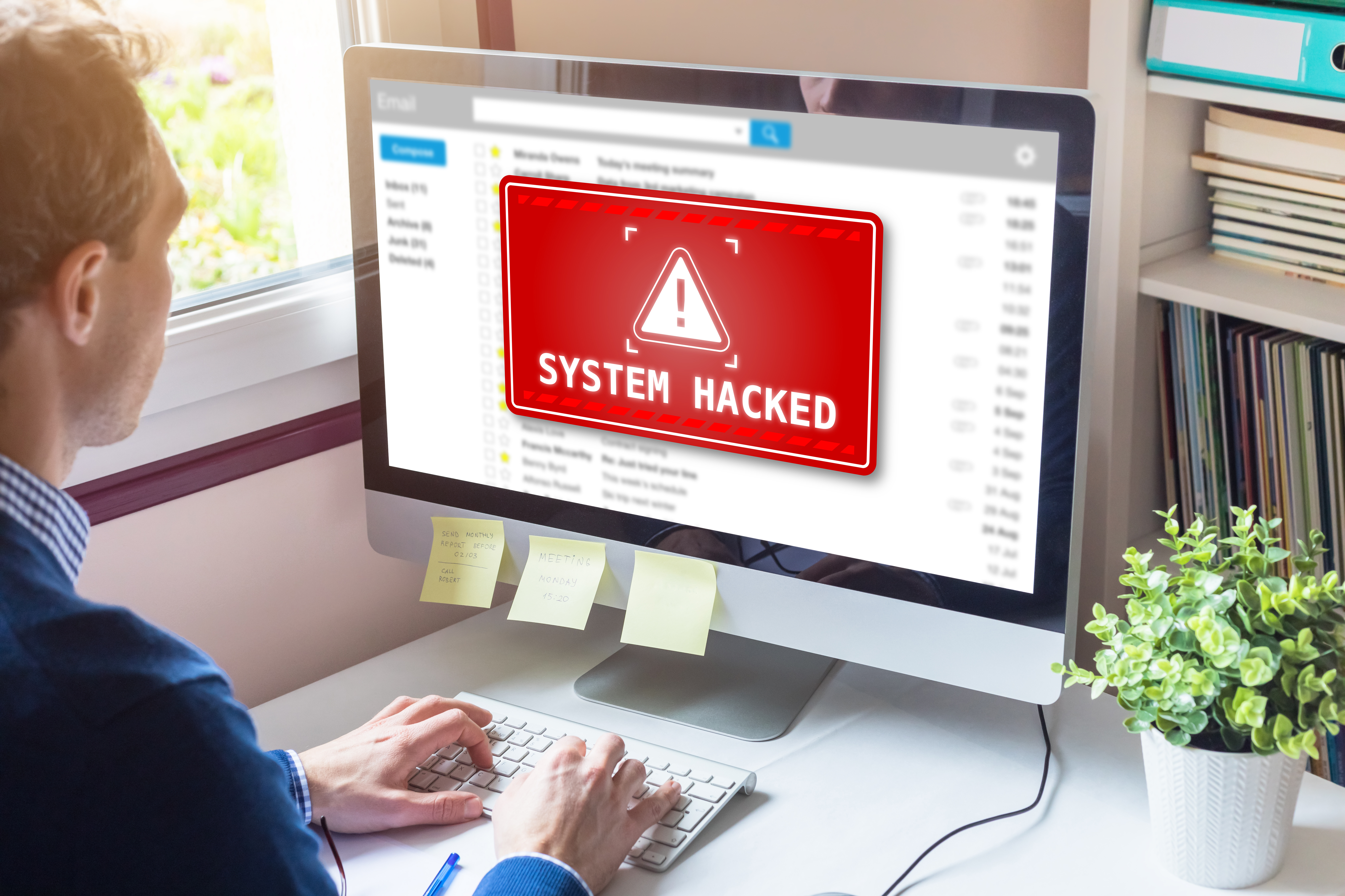 Nowe metody cyberprzestępców. "Odchodzą od typowych ataków hakerskich"